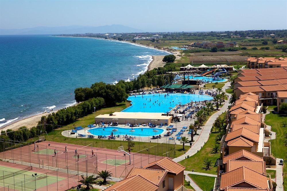 Aquis Marine Resort Тигаки Экстерьер фото