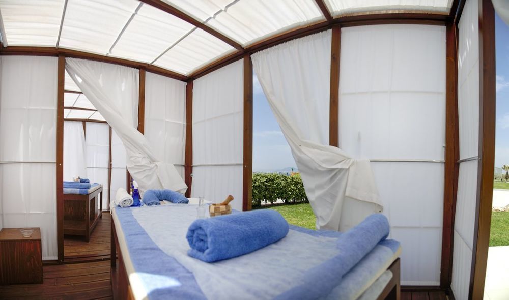 Aquis Marine Resort Тигаки Экстерьер фото