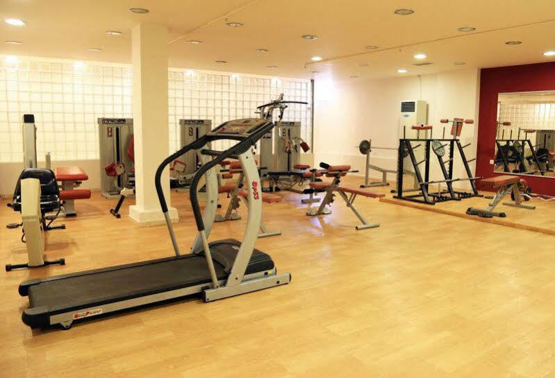 Aquis Marine Resort Тигаки Экстерьер фото